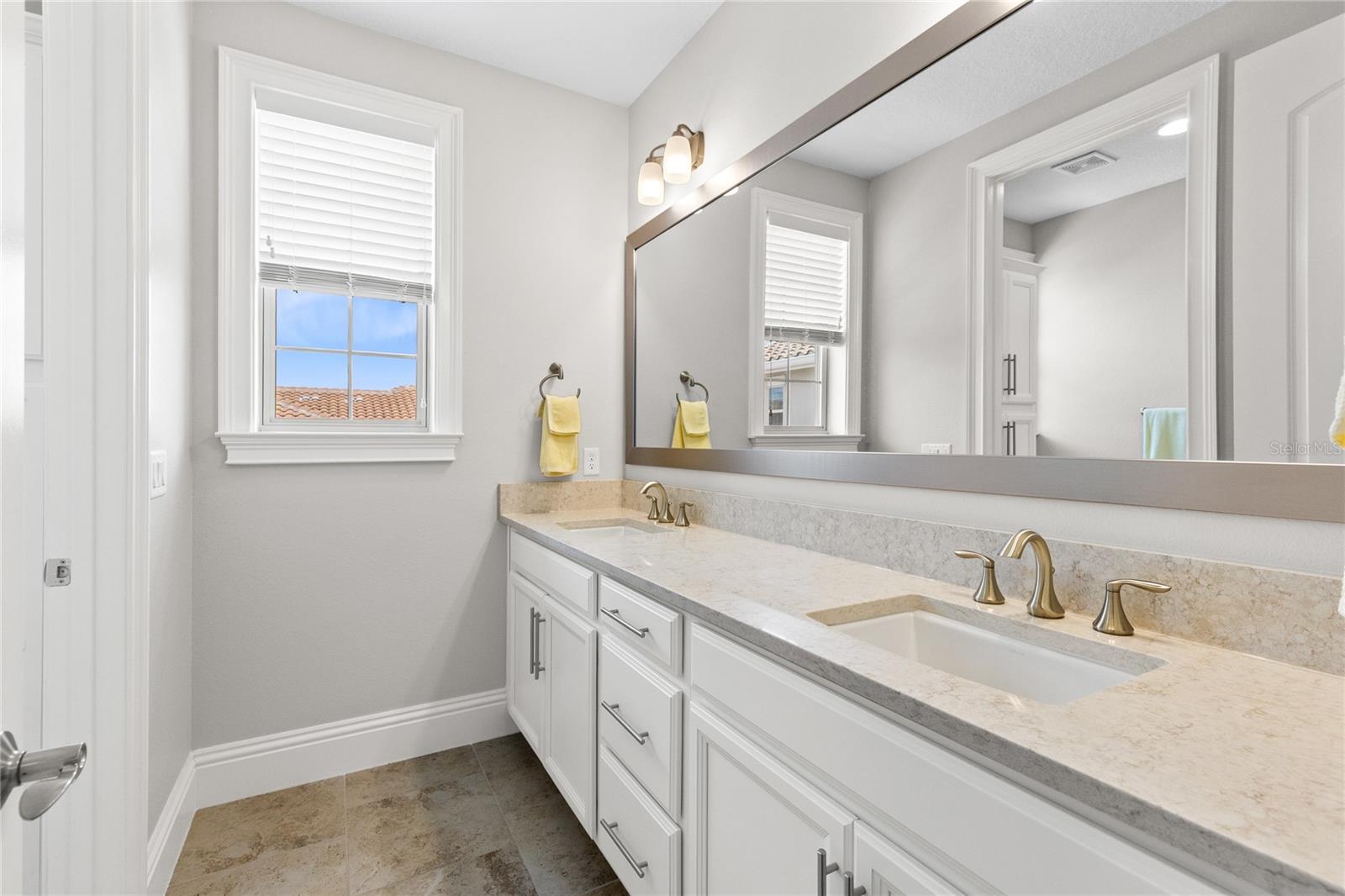 Image 30 of 50 For 13352 Alderley Drive