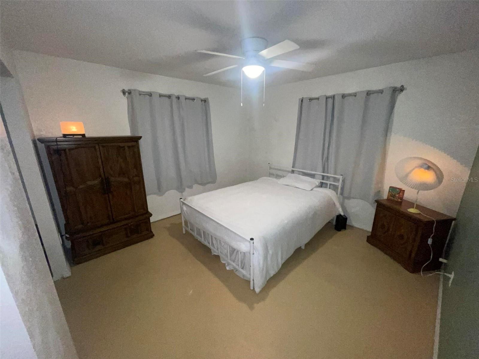 Image 18 of 25 For 4356 Tarpon Drive Se