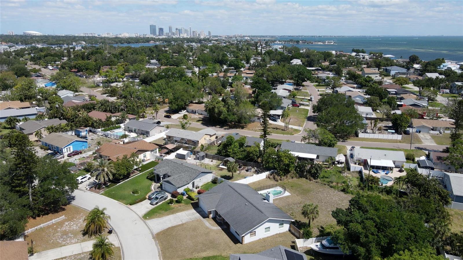 Image 25 of 25 For 4356 Tarpon Drive Se