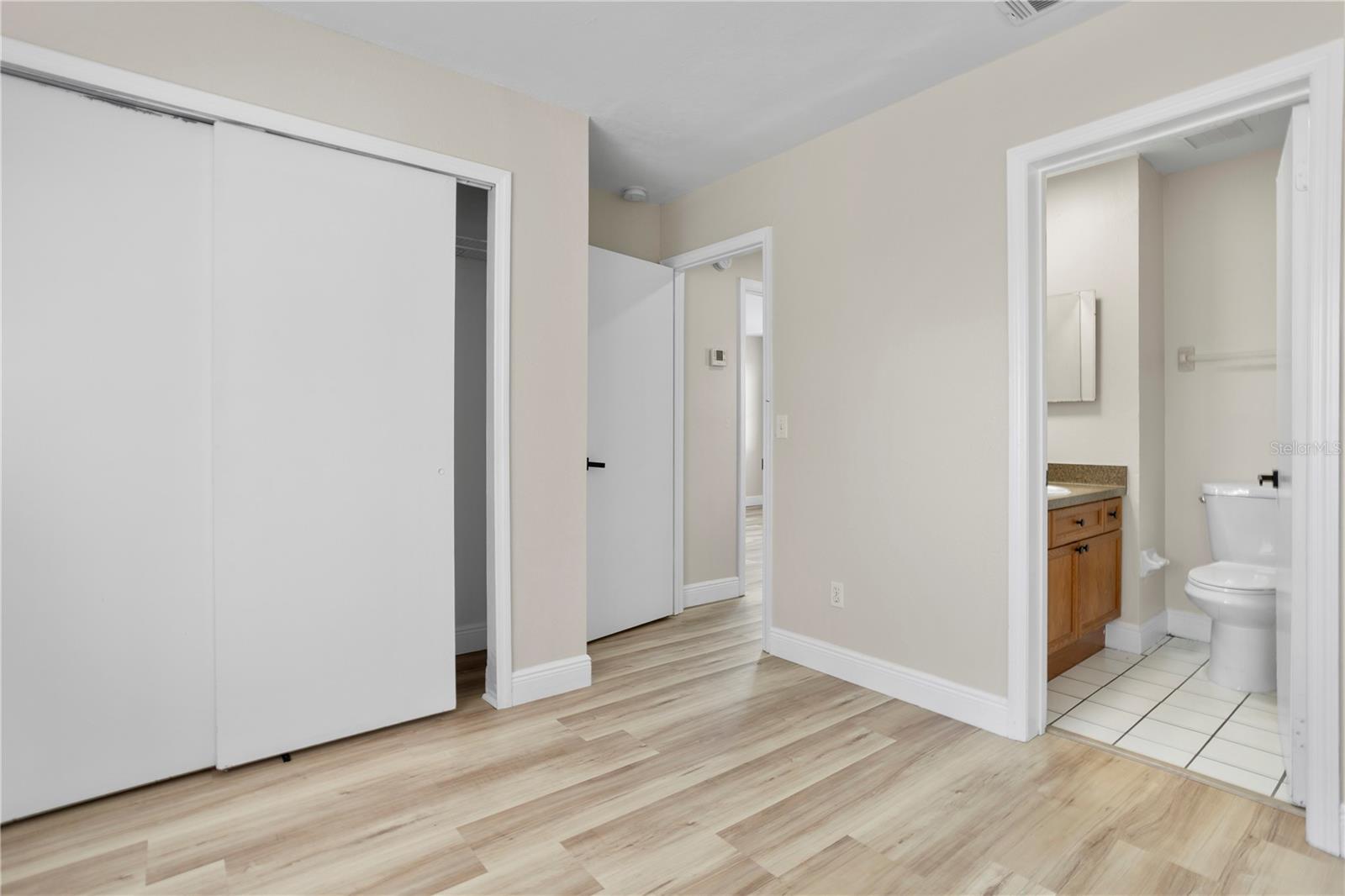 Image 21 of 28 For 832 Monopoly Court