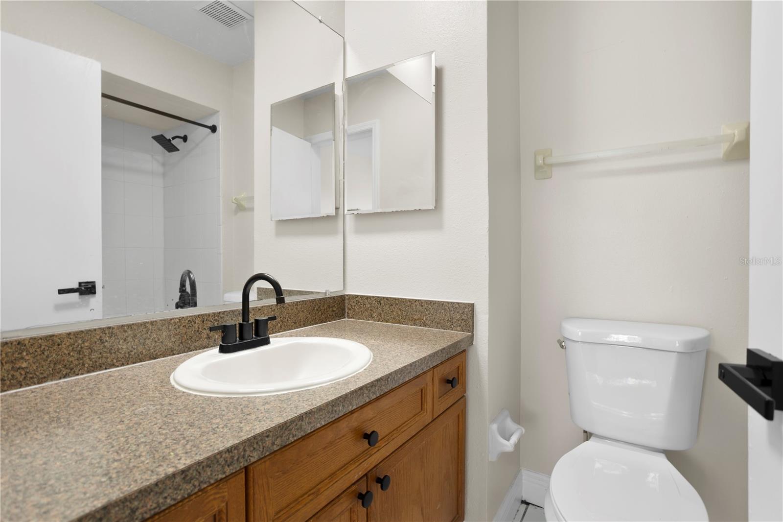 Image 22 of 28 For 832 Monopoly Court