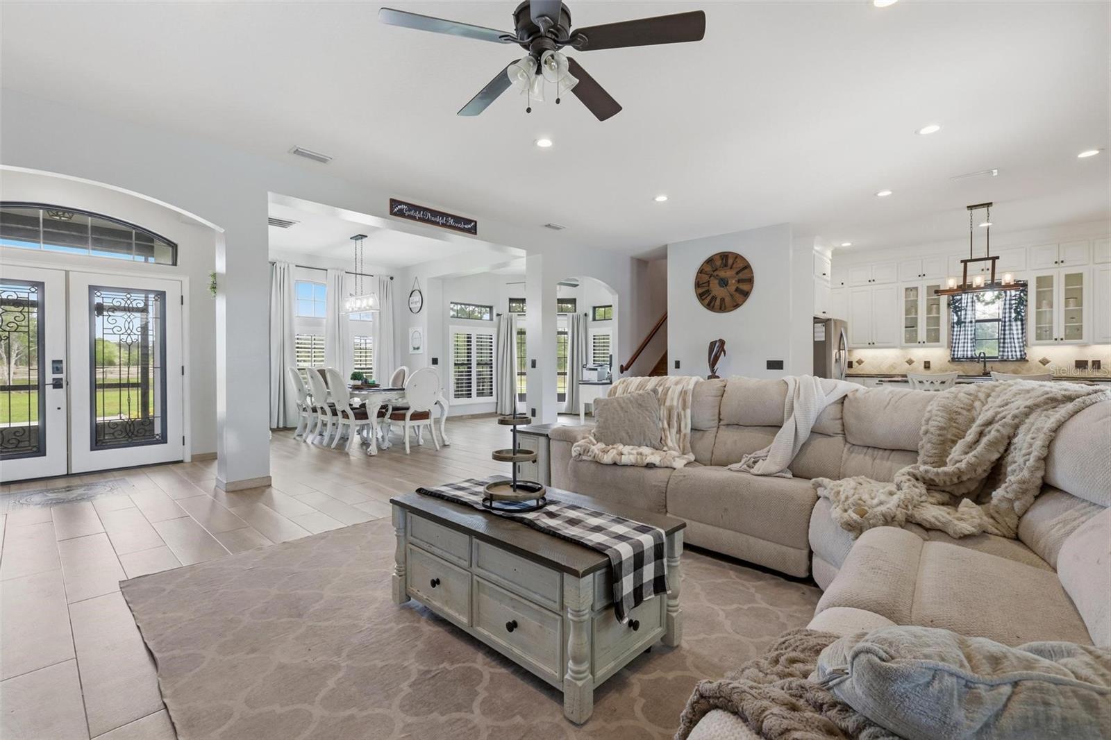 Image 10 of 47 For 345 Cypress Isles Road