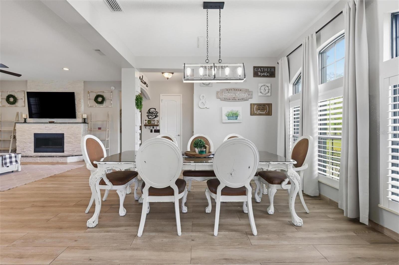 Image 12 of 47 For 345 Cypress Isles Road