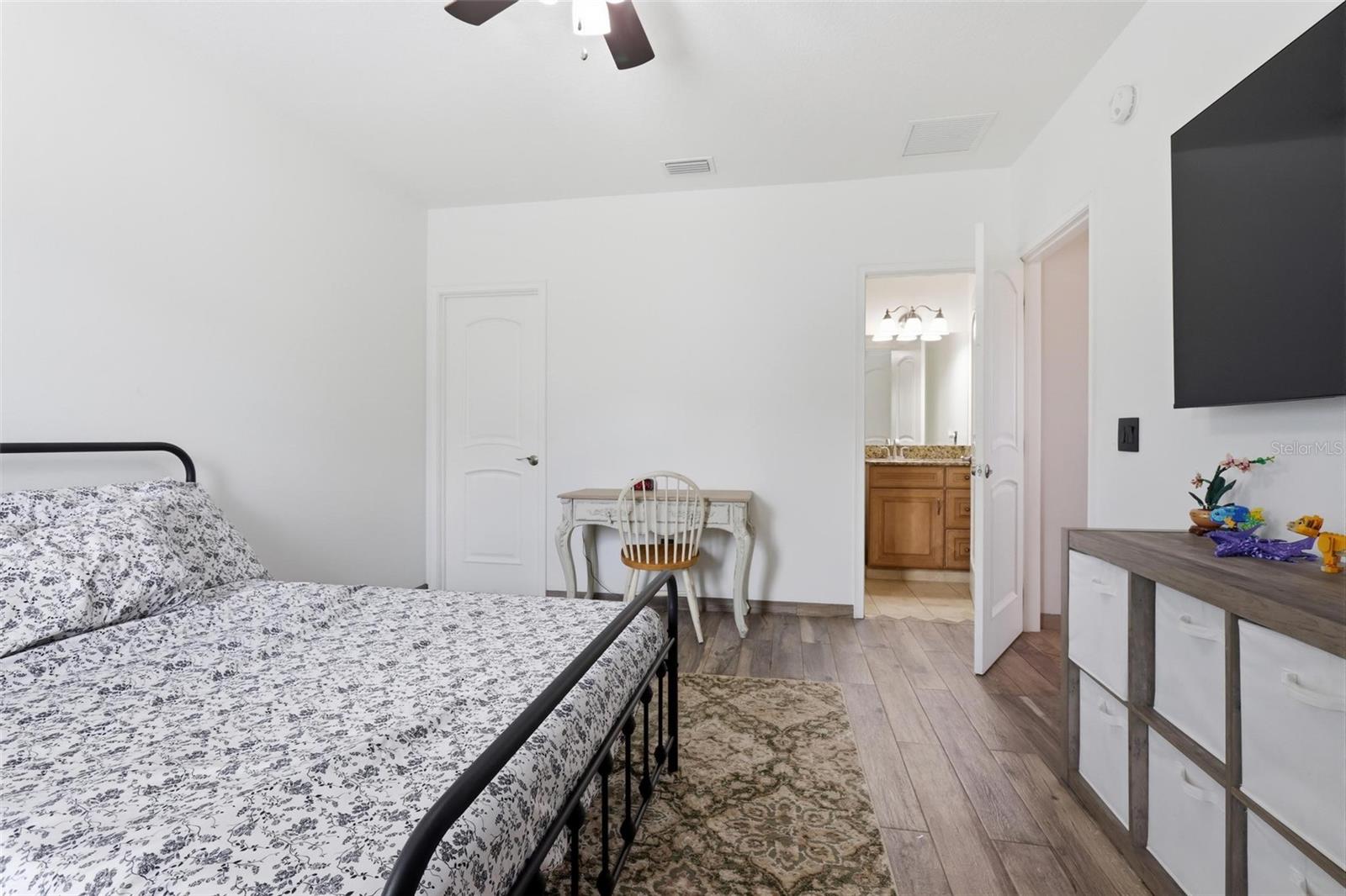 Image 27 of 47 For 345 Cypress Isles Road