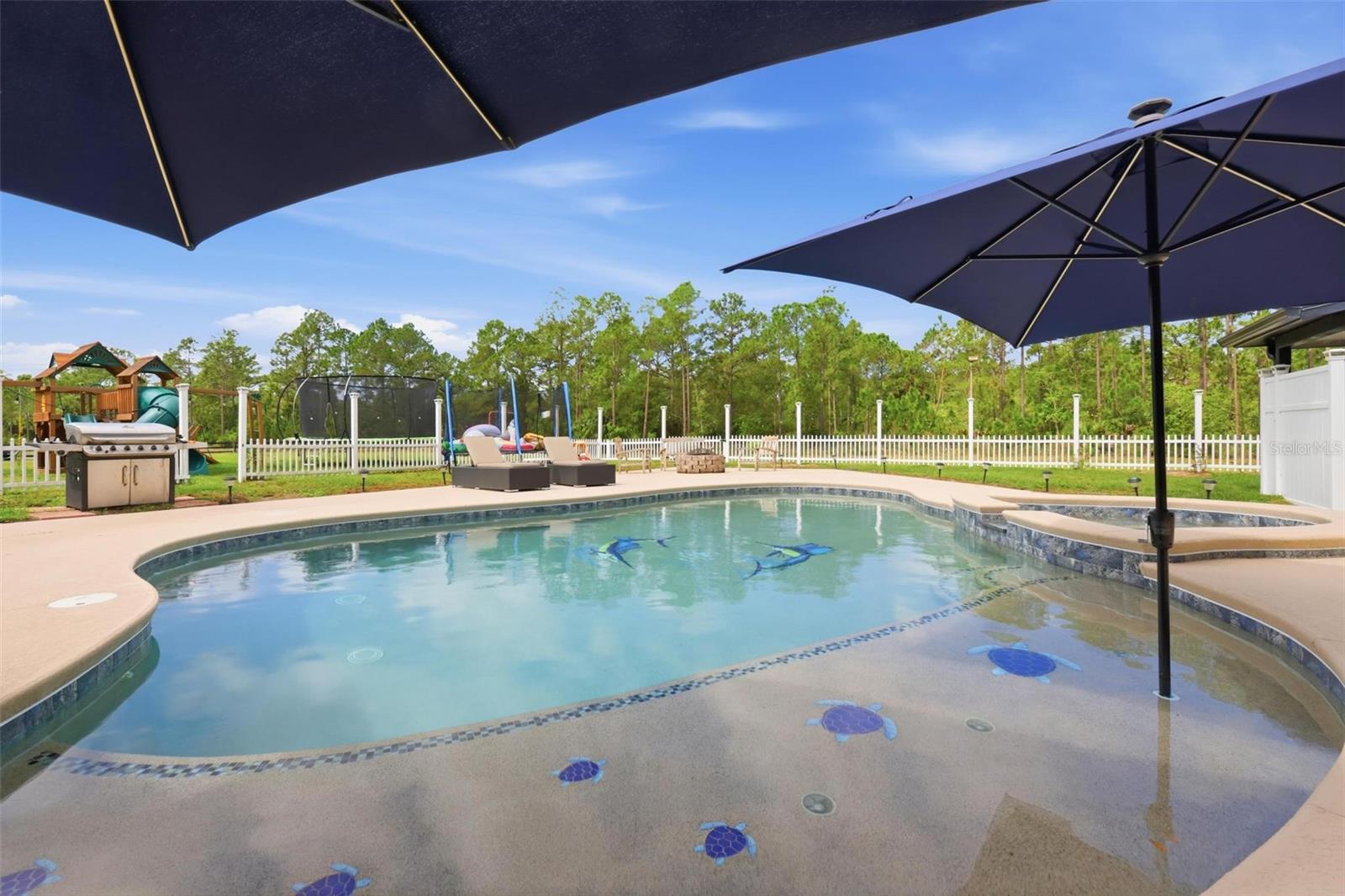 Image 36 of 47 For 345 Cypress Isles Road