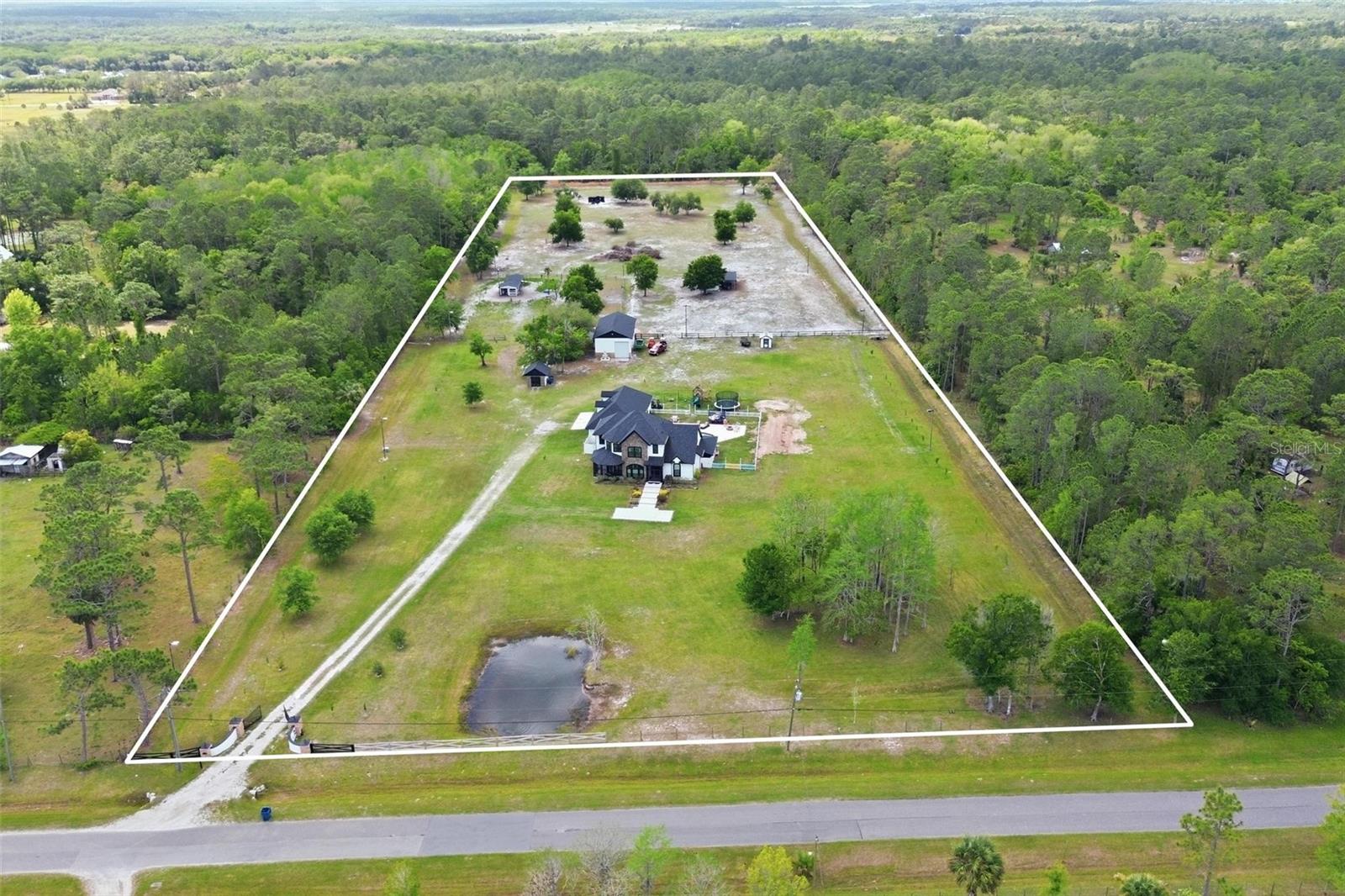 Image 5 of 47 For 345 Cypress Isles Road