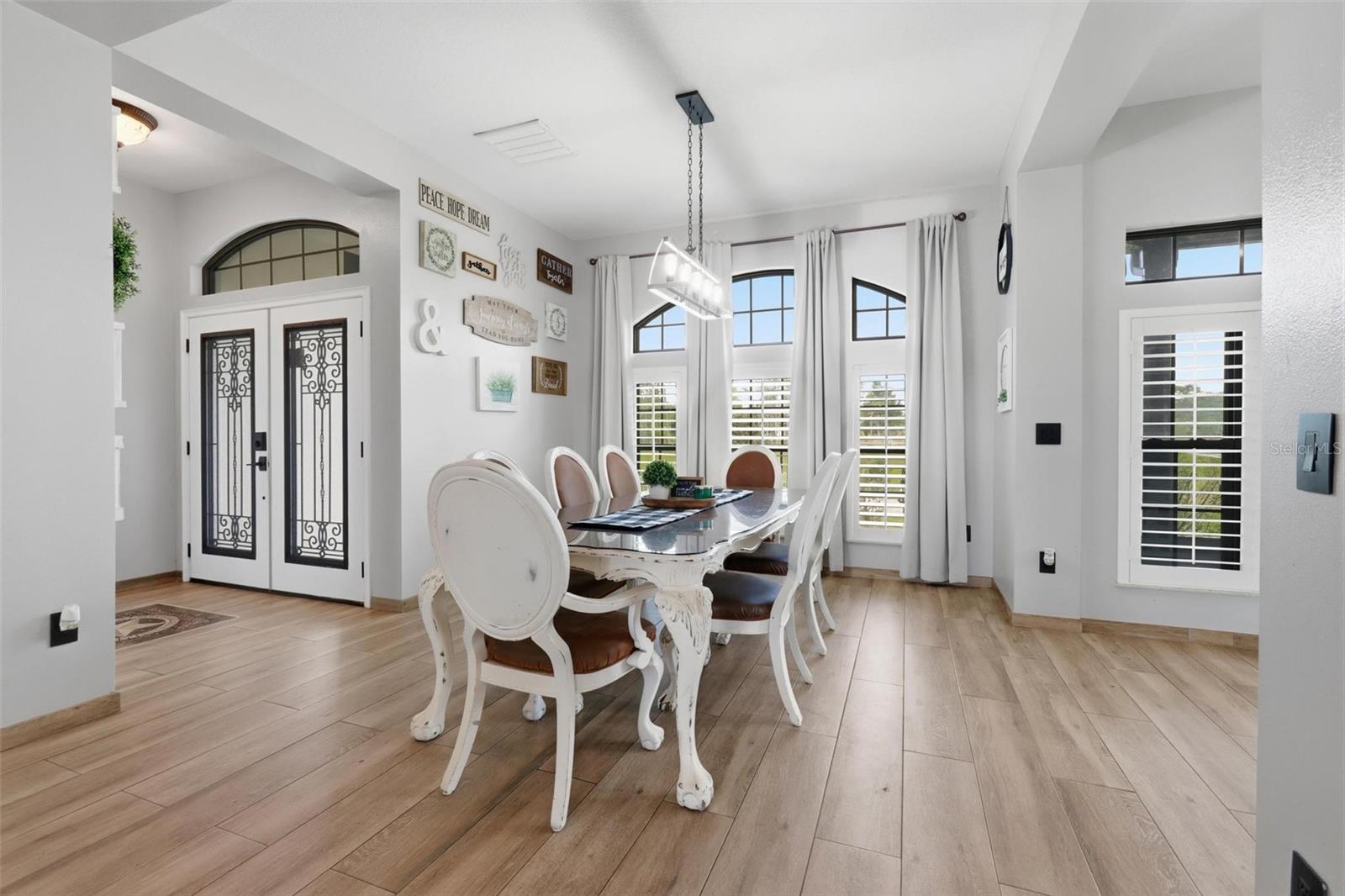 Image 9 of 47 For 345 Cypress Isles Road