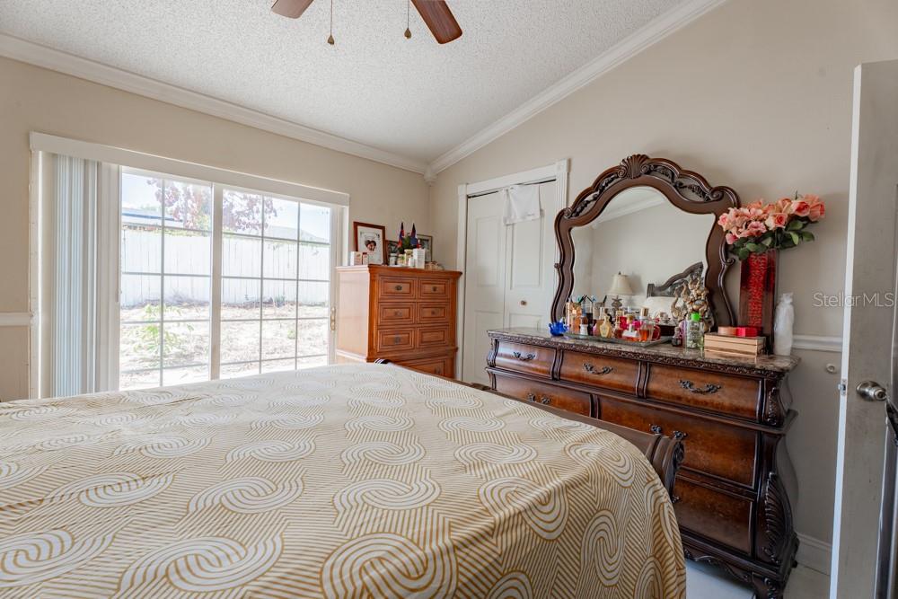 Image 11 of 16 For 7104 Blue Earth Court