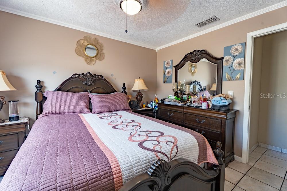 Image 9 of 16 For 7104 Blue Earth Court