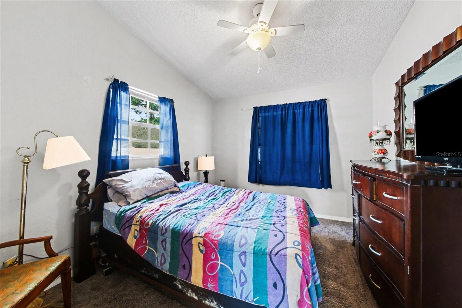 Image 13 of 21 For 1046 Charles Street