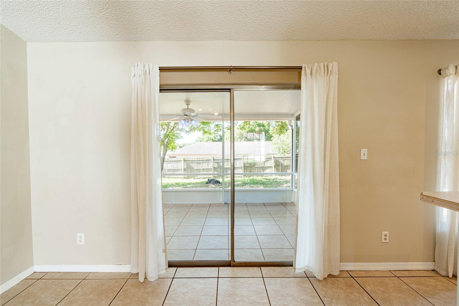 Image 33 of 53 For 15816 Oakland Court