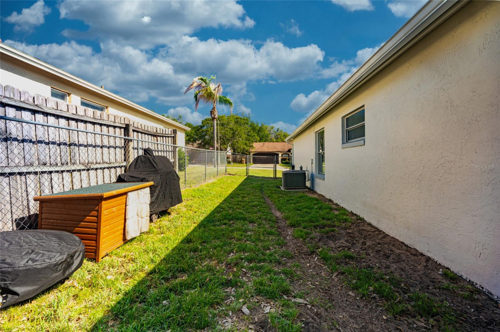 Image 36 of 53 For 15816 Oakland Court