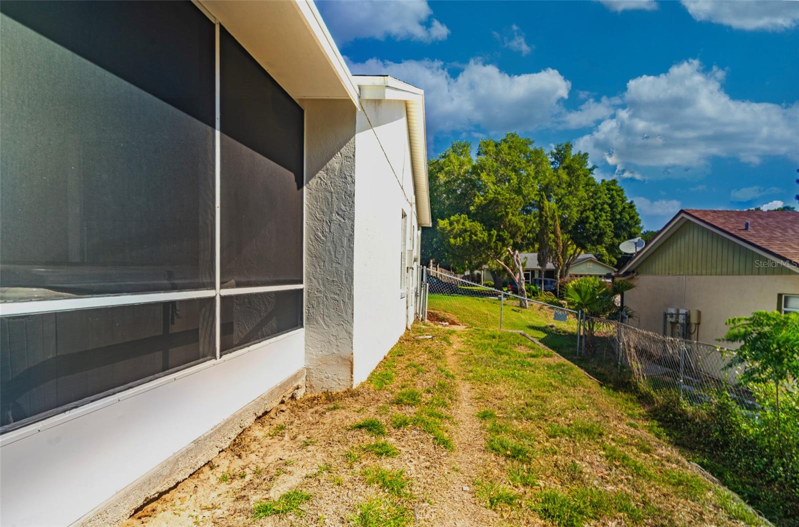 Image 41 of 53 For 15816 Oakland Court