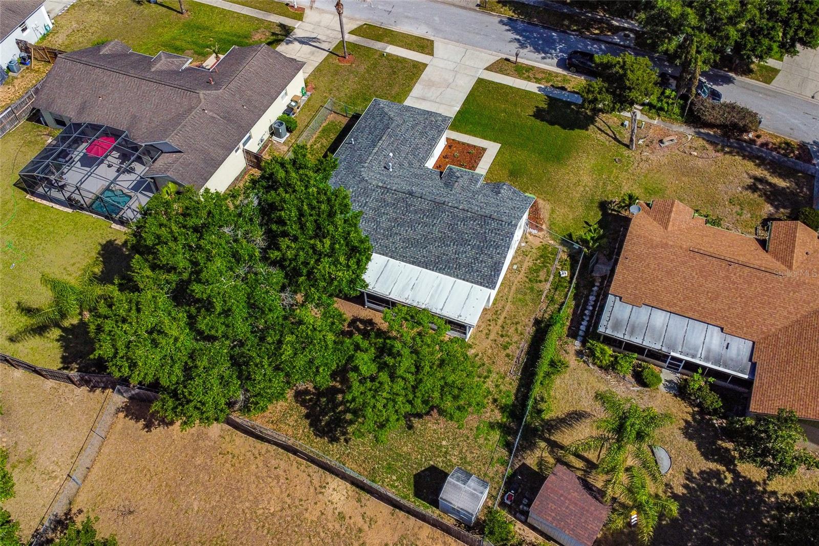 Image 45 of 53 For 15816 Oakland Court