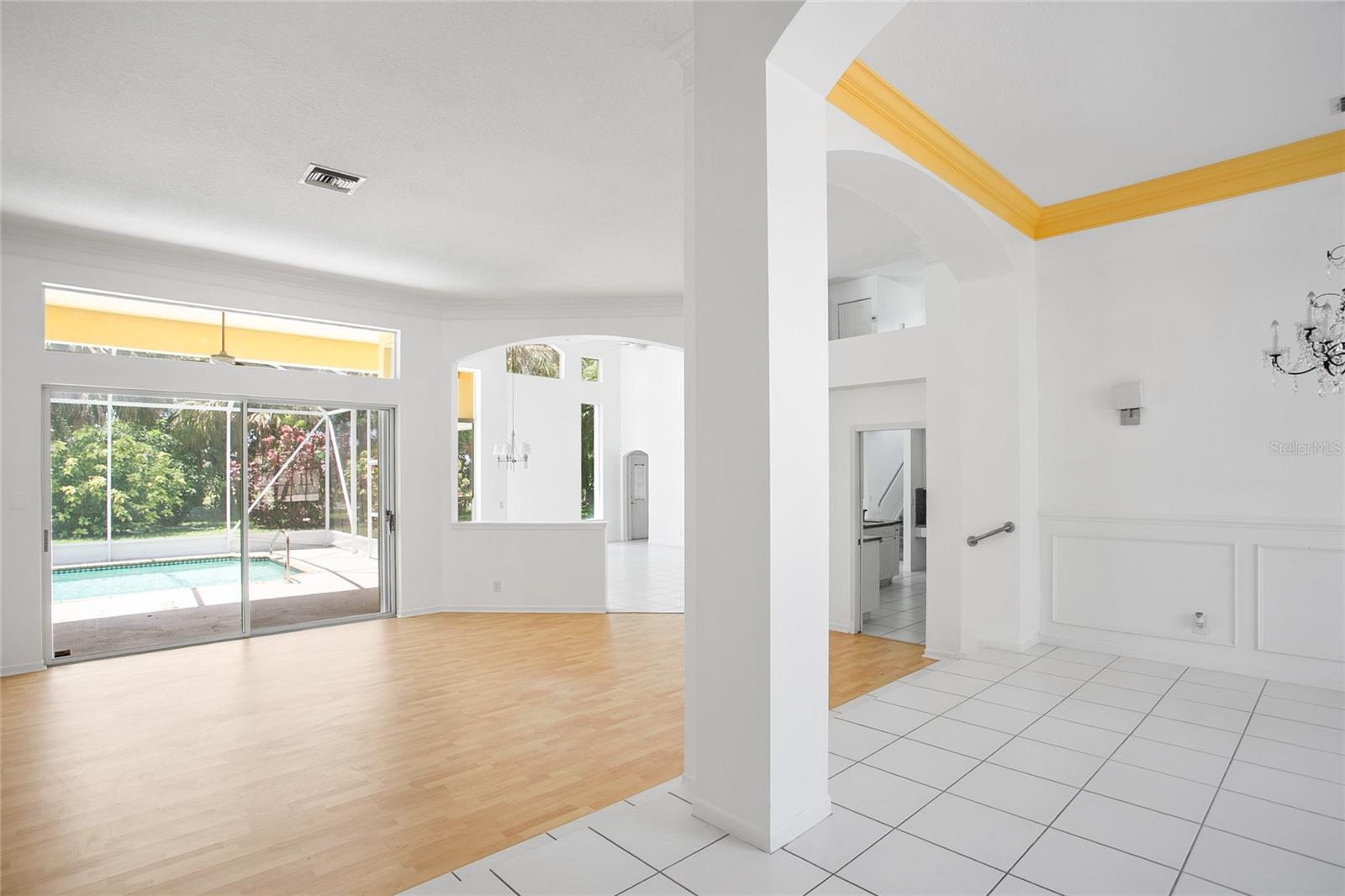 Image 16 of 53 For 15642 Cypress Park Drive