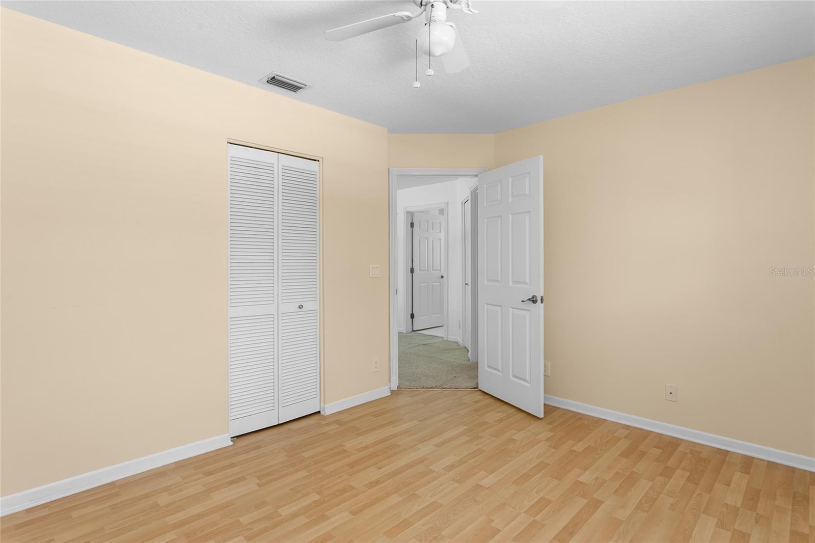 Image 17 of 53 For 15642 Cypress Park Drive