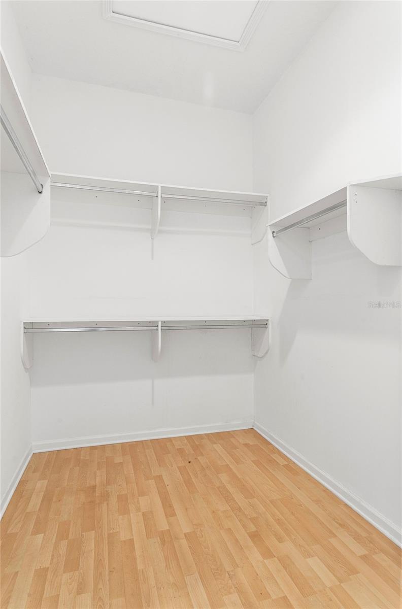 Image 31 of 53 For 15642 Cypress Park Drive
