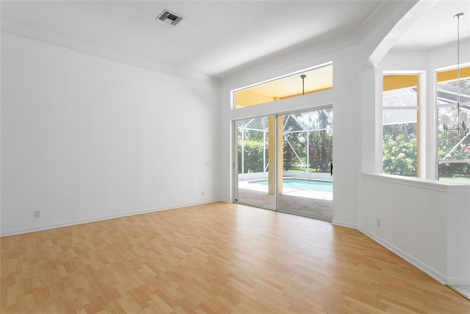 Image 34 of 53 For 15642 Cypress Park Drive