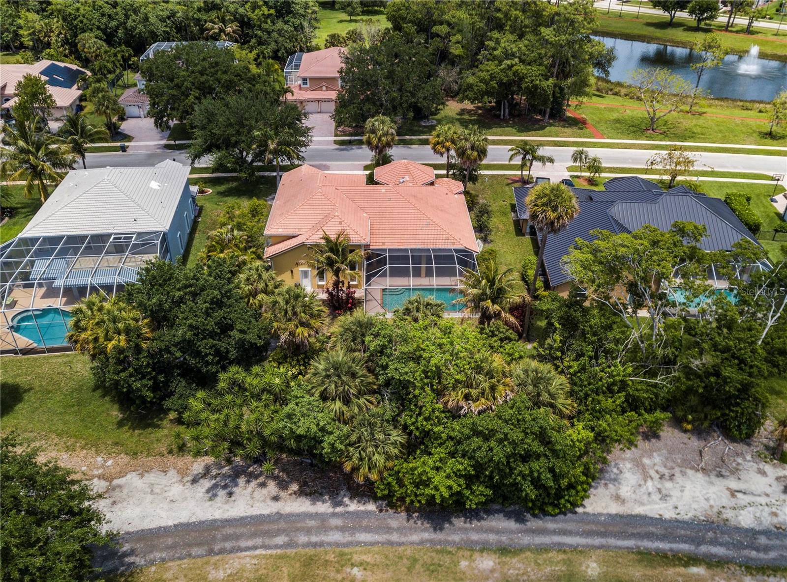 Image 46 of 53 For 15642 Cypress Park Drive