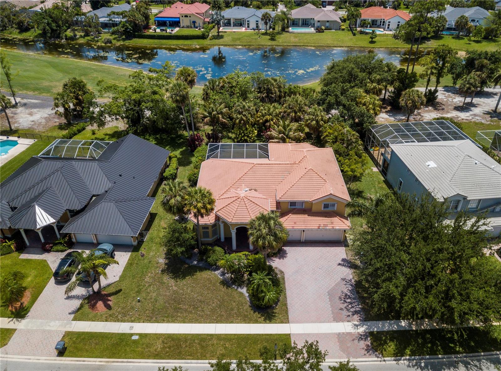 Image 50 of 53 For 15642 Cypress Park Drive
