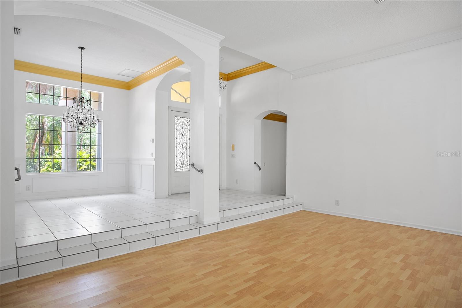 Image 6 of 53 For 15642 Cypress Park Drive