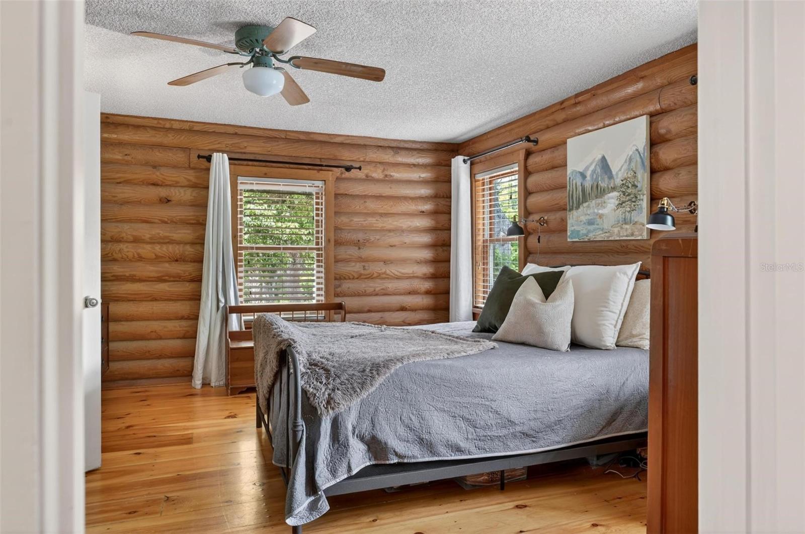 Image 48 of 80 For 213 Buena Vista Street