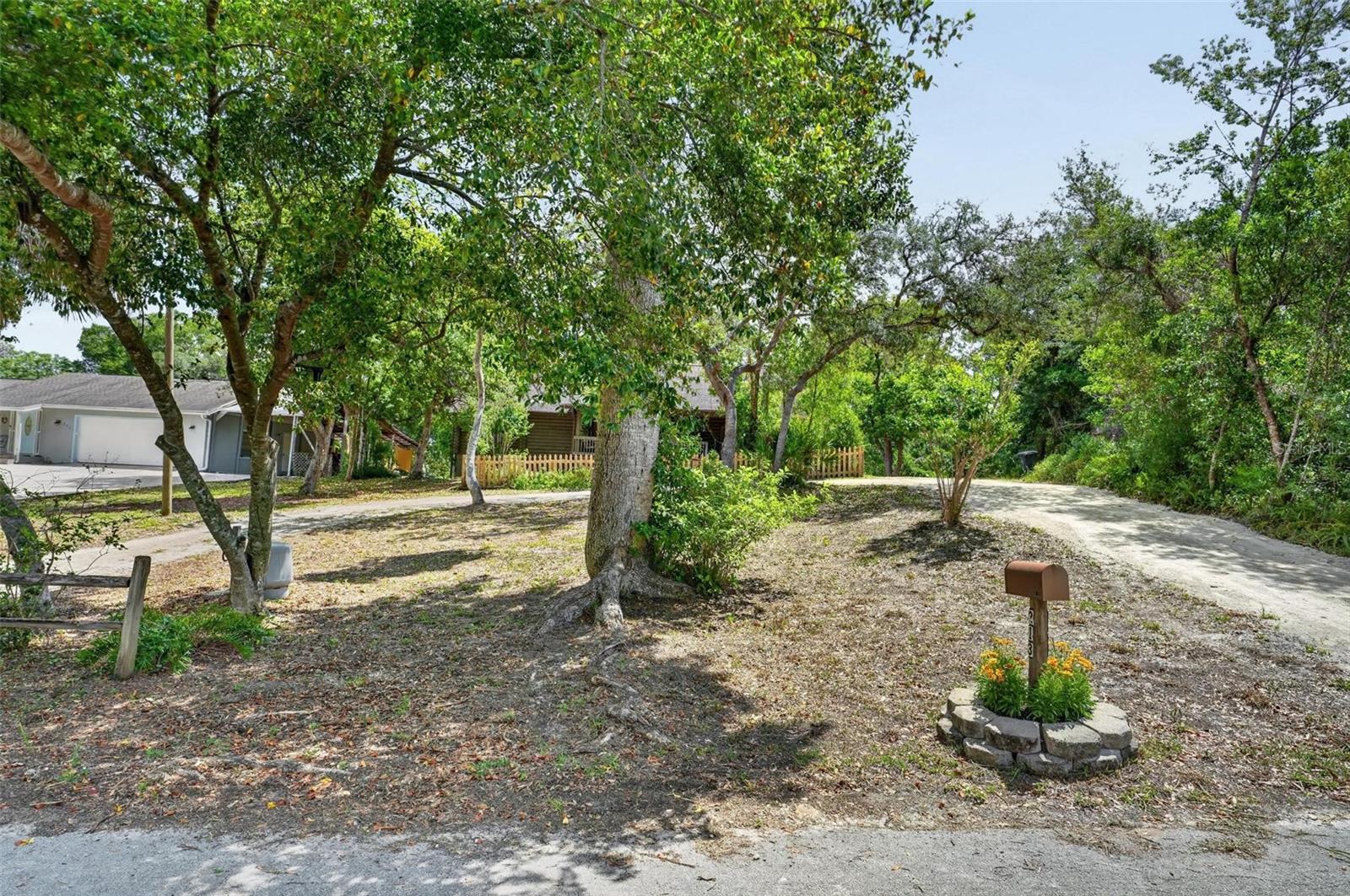 Image 54 of 80 For 213 Buena Vista Street