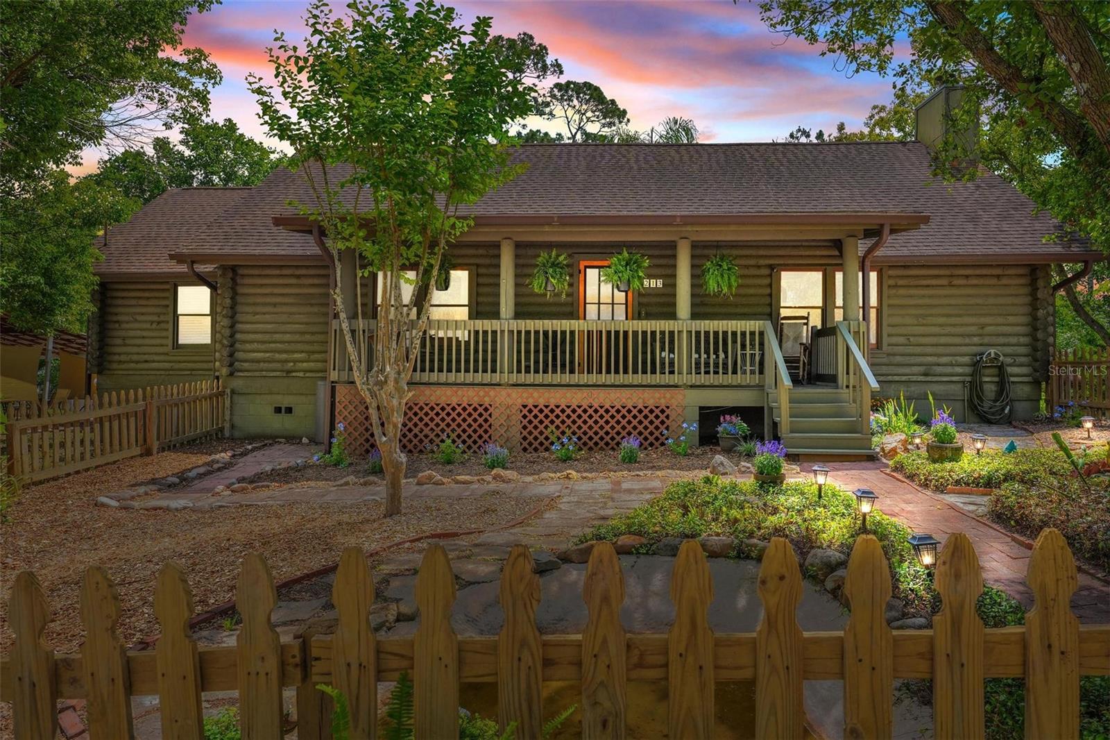 Image 80 of 80 For 213 Buena Vista Street