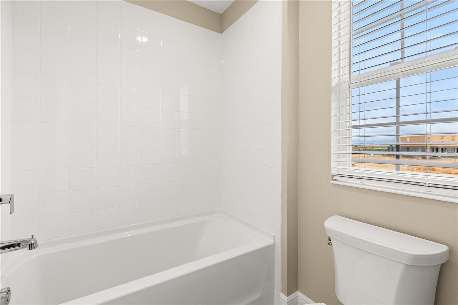 Image 32 of 64 For 7833 Trapani Loop