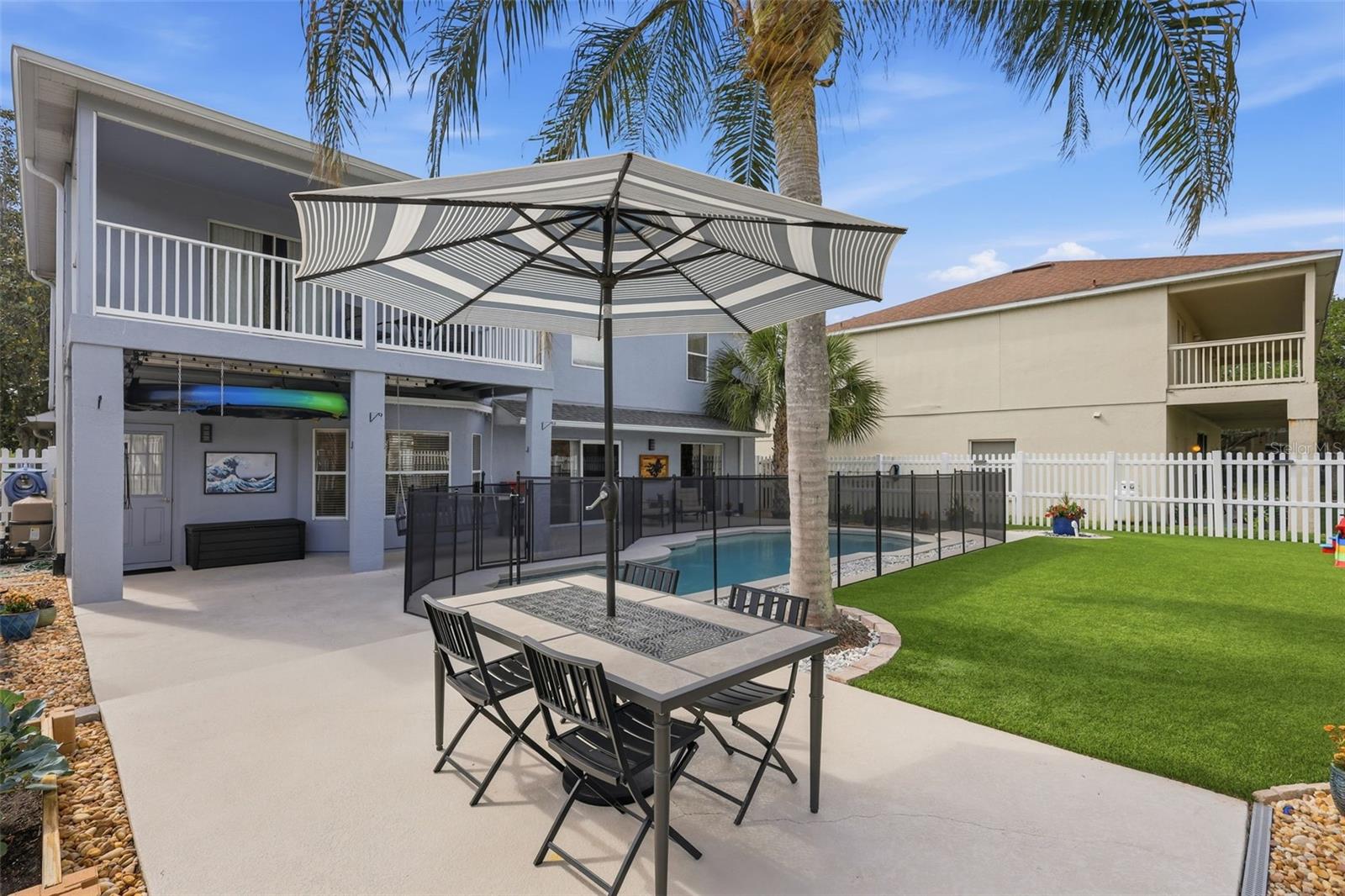 Image 40 of 59 For 15508 Pebble Ridge Street