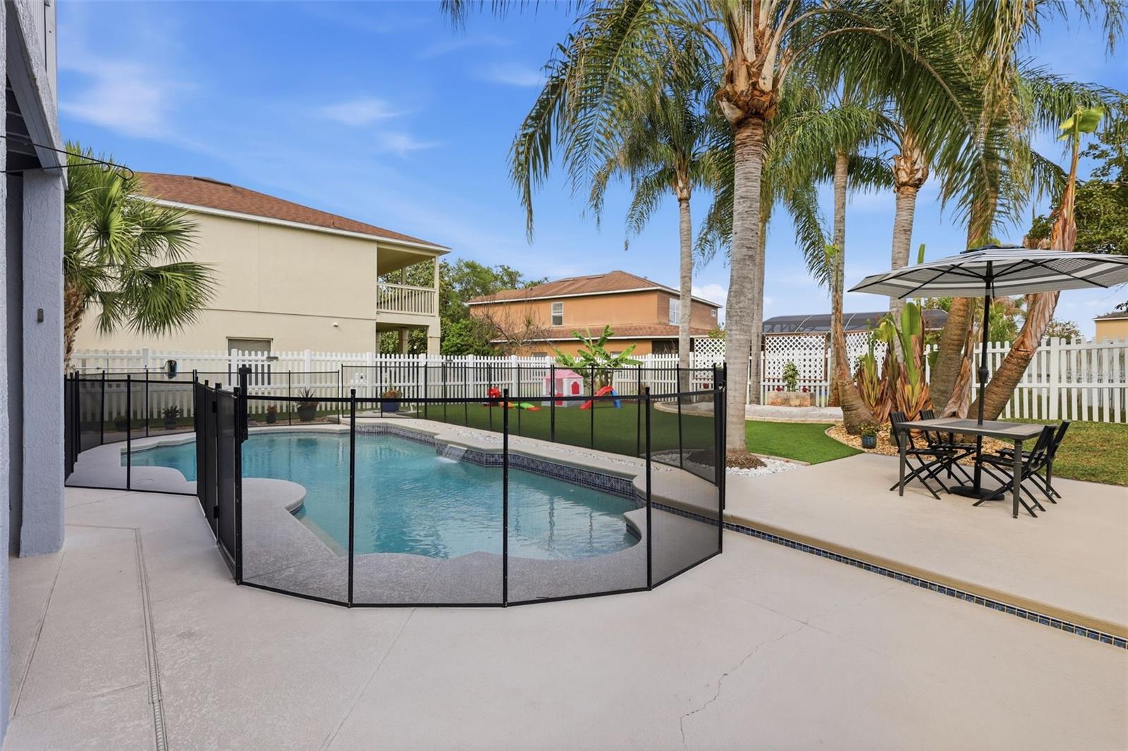 Image 43 of 59 For 15508 Pebble Ridge Street