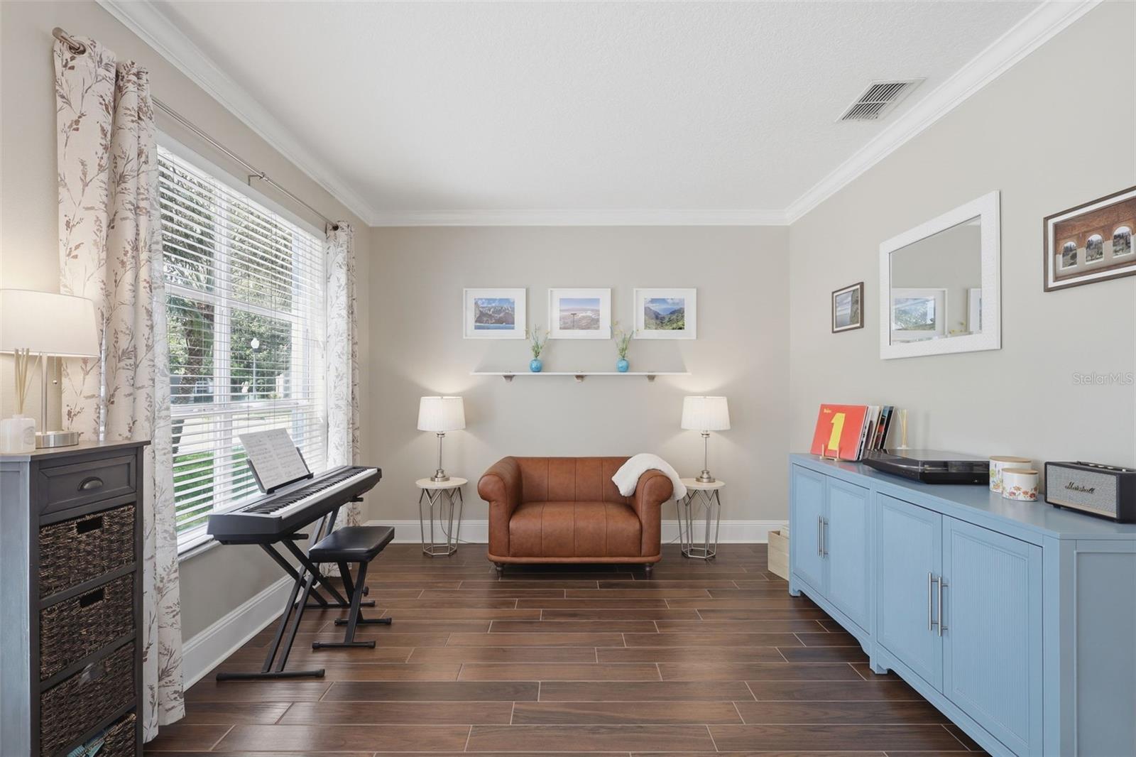 Image 8 of 59 For 15508 Pebble Ridge Street