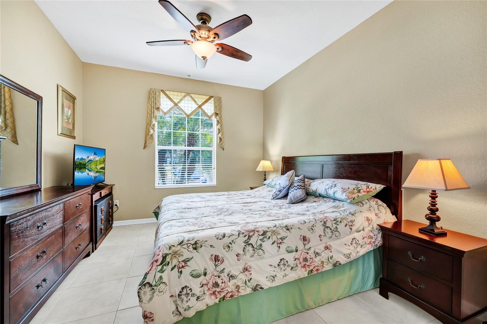 Image 15 of 45 For 4114 Breakview Dr Drive 10602