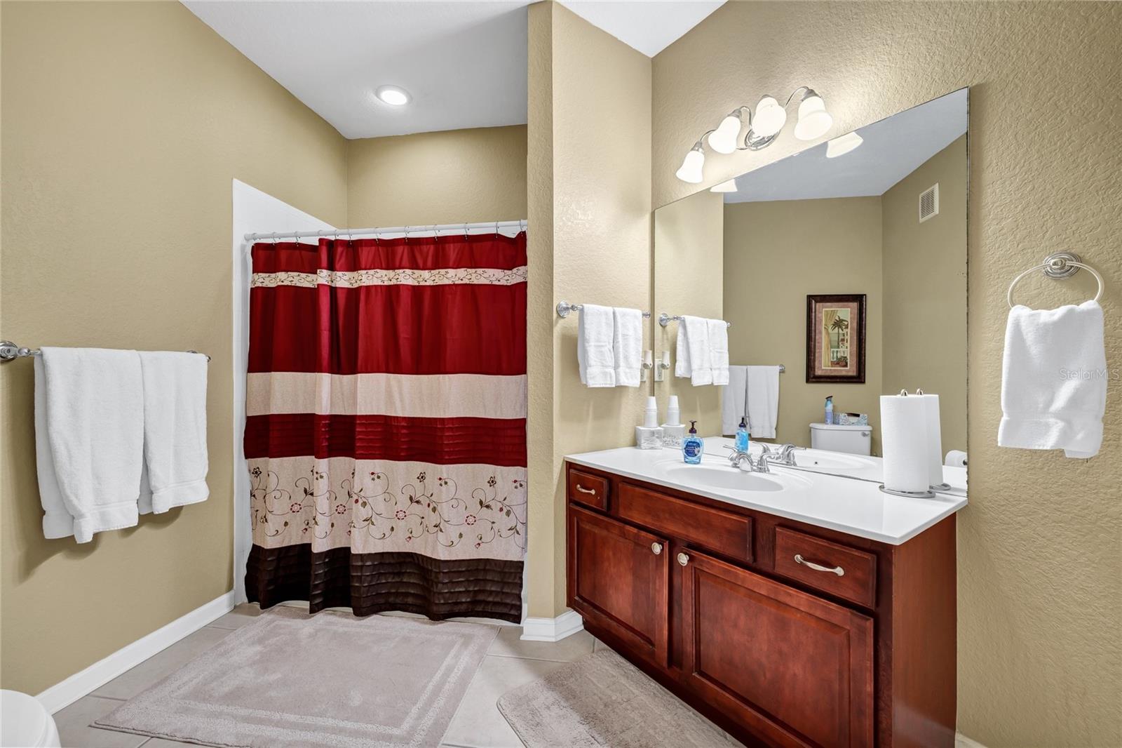 Image 19 of 45 For 4114 Breakview Dr Drive 10602