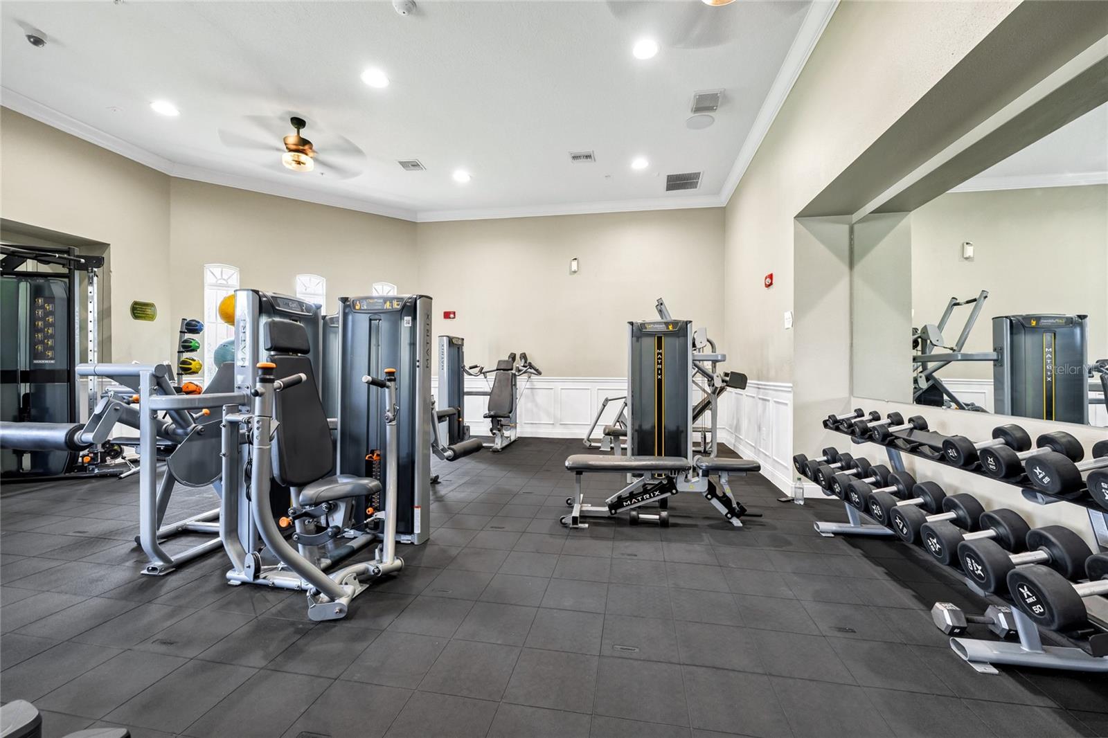 Image 31 of 45 For 4114 Breakview Dr Drive 10602