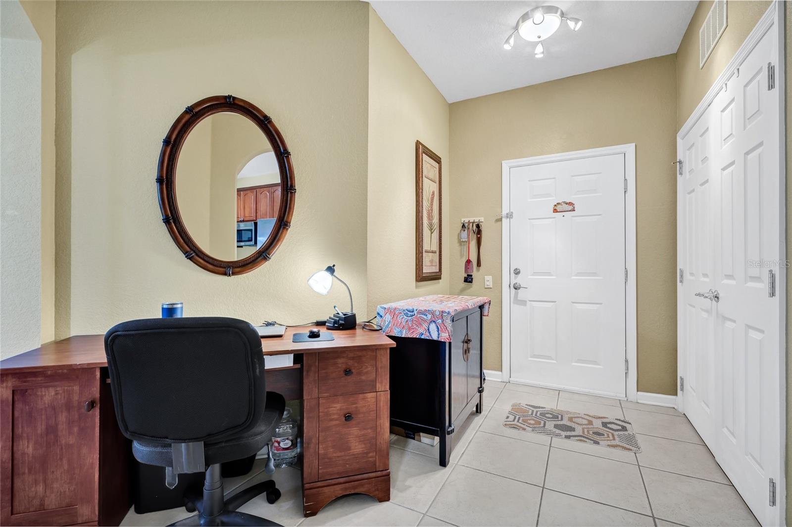 Image 4 of 45 For 4114 Breakview Dr Drive 10602