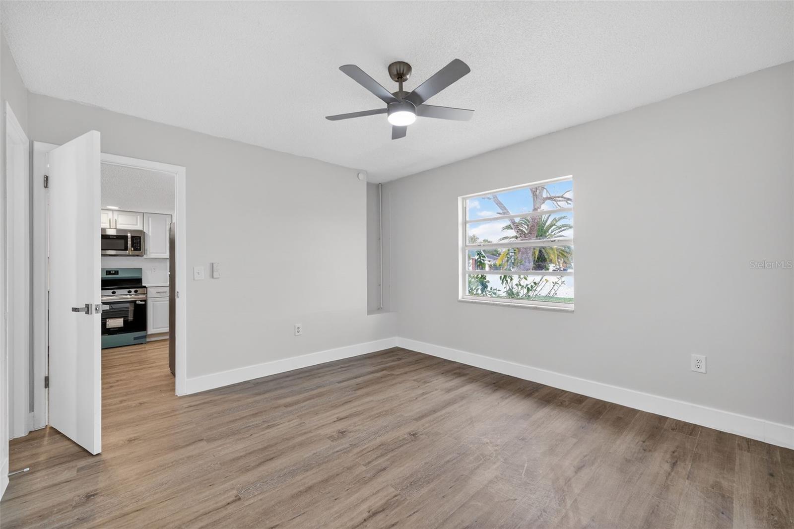 Image 12 of 20 For 9824 Pocono Street