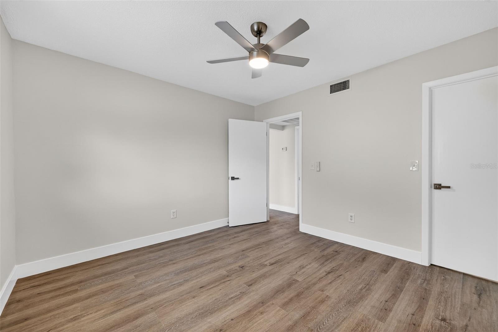 Image 15 of 20 For 9824 Pocono Street