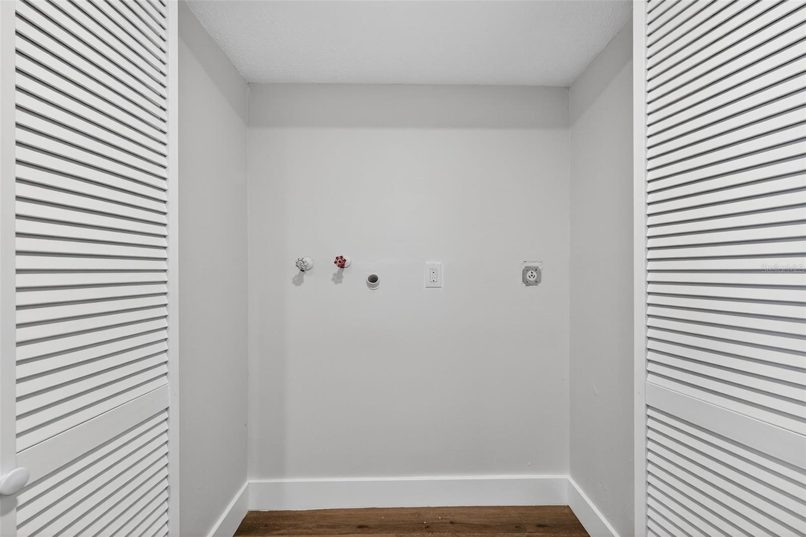 Image 19 of 20 For 9824 Pocono Street