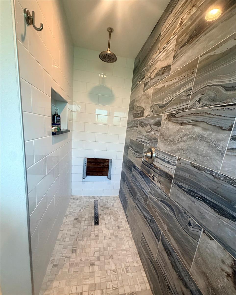 Image 28 of 41 For 3708 Royal Palm Drive