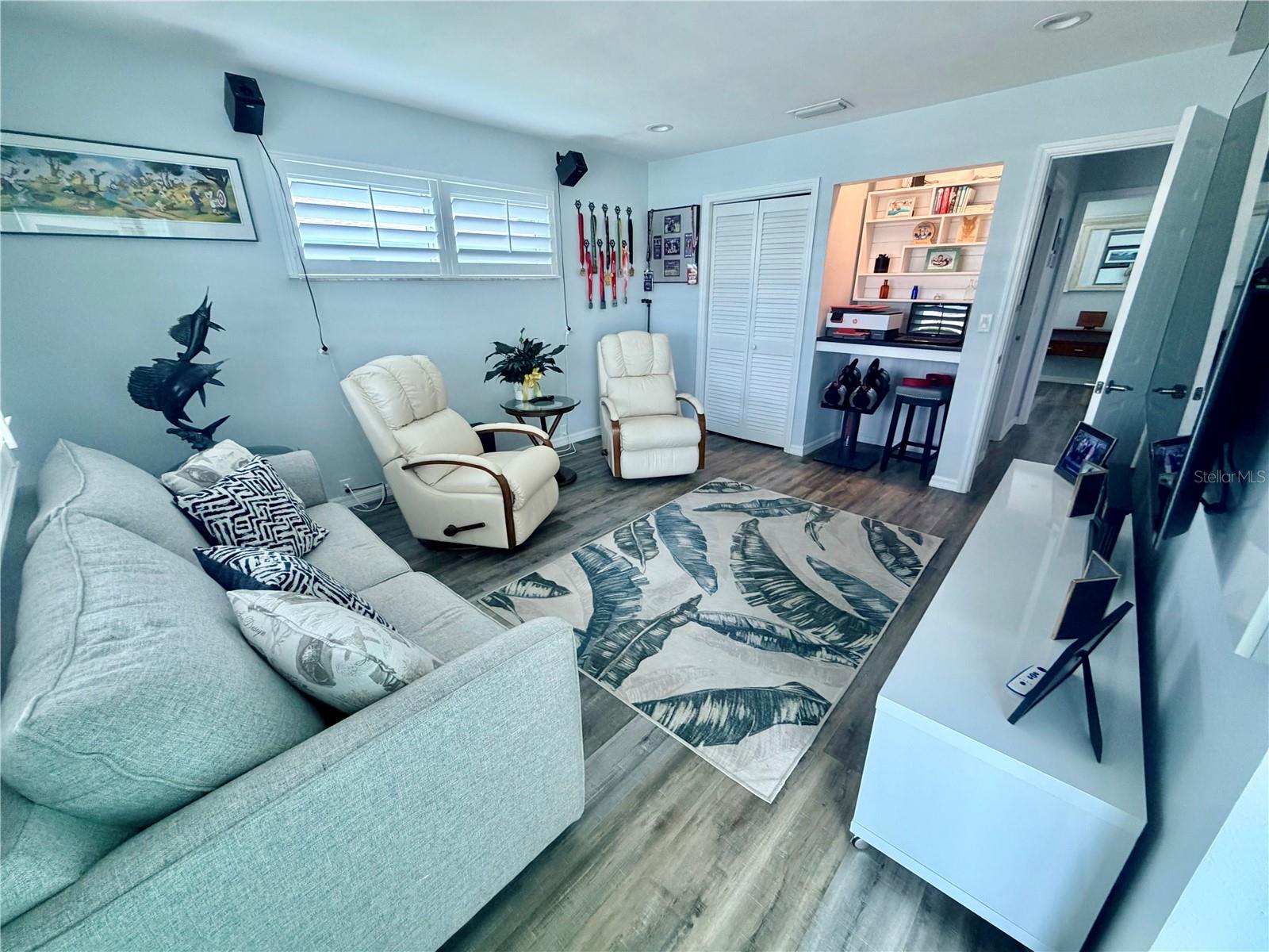 Image 32 of 41 For 3708 Royal Palm Drive