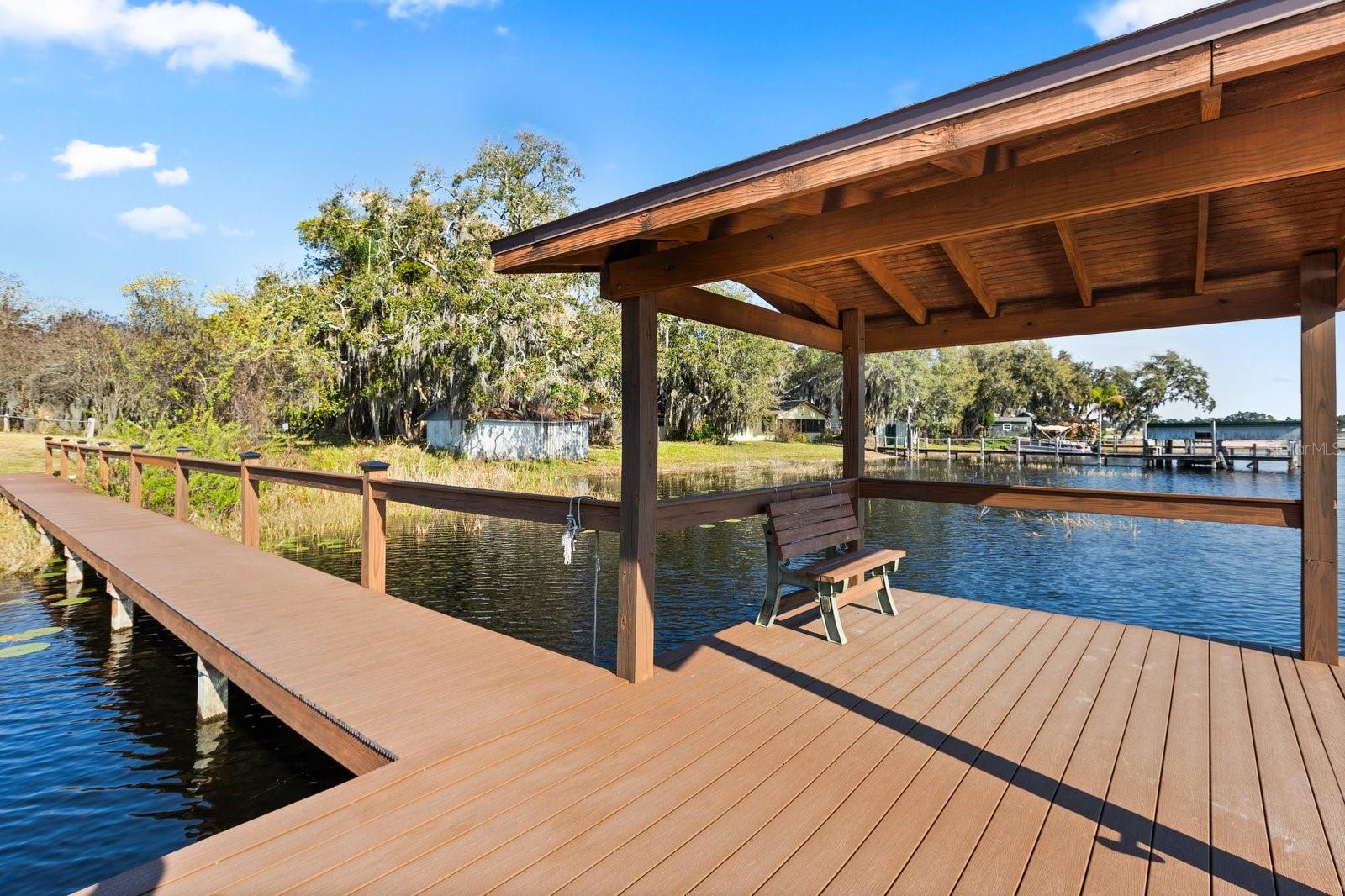 Listing photo id 9 for 9354 Lake Hickory Nut Drive