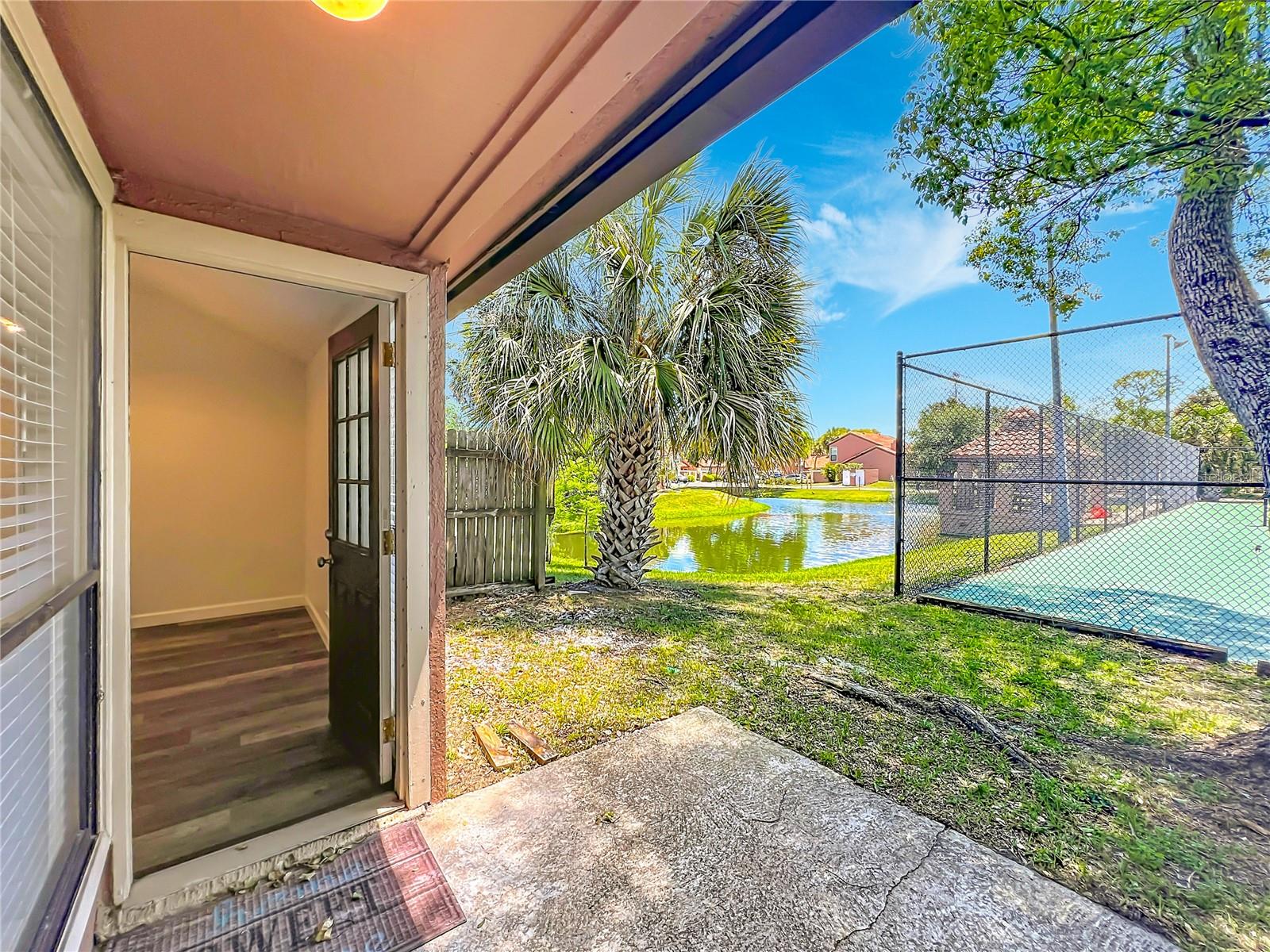 Image 32 of 42 For 639 Saint Johns Court 639