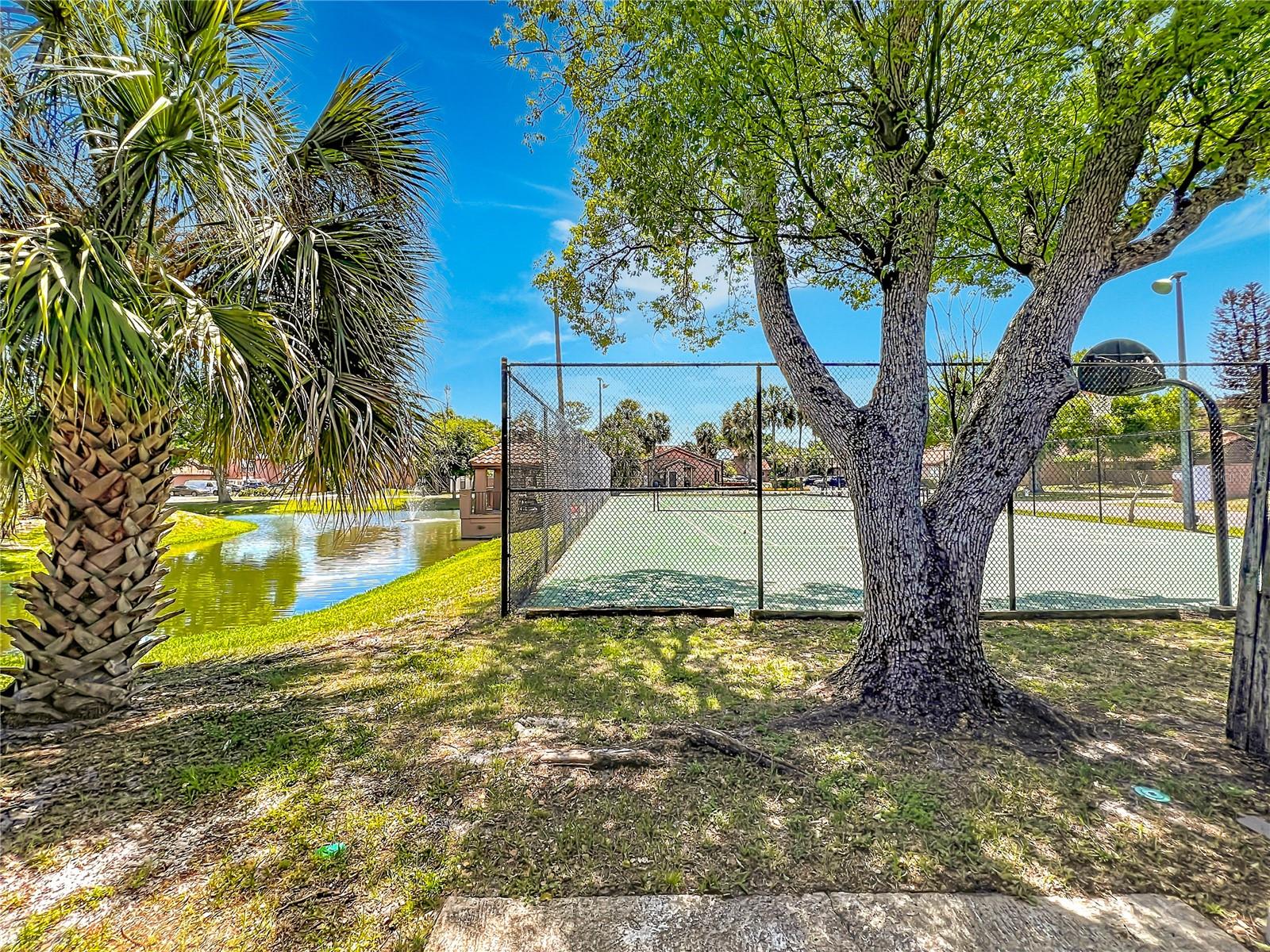 Image 34 of 42 For 639 Saint Johns Court 639