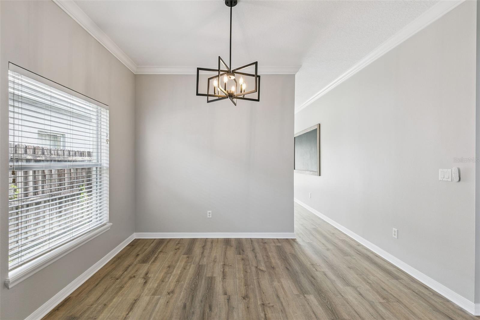 Image 10 of 29 For 10513 Leader Lane