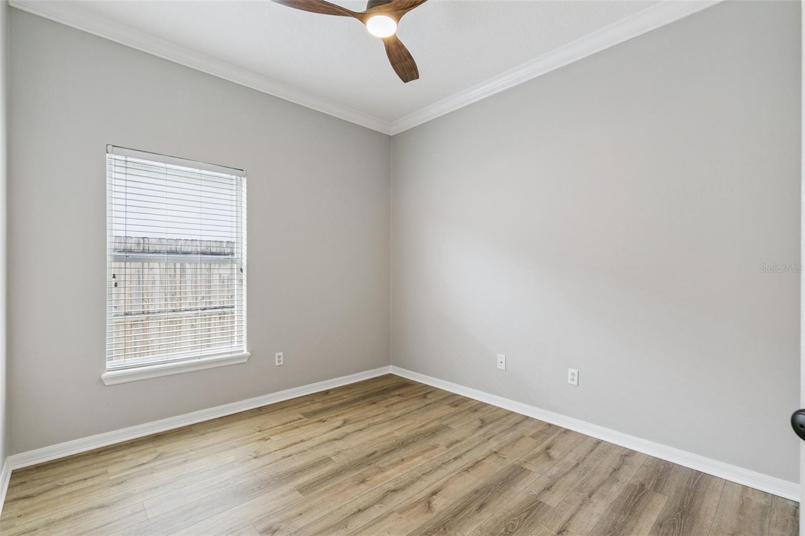 Image 16 of 29 For 10513 Leader Lane