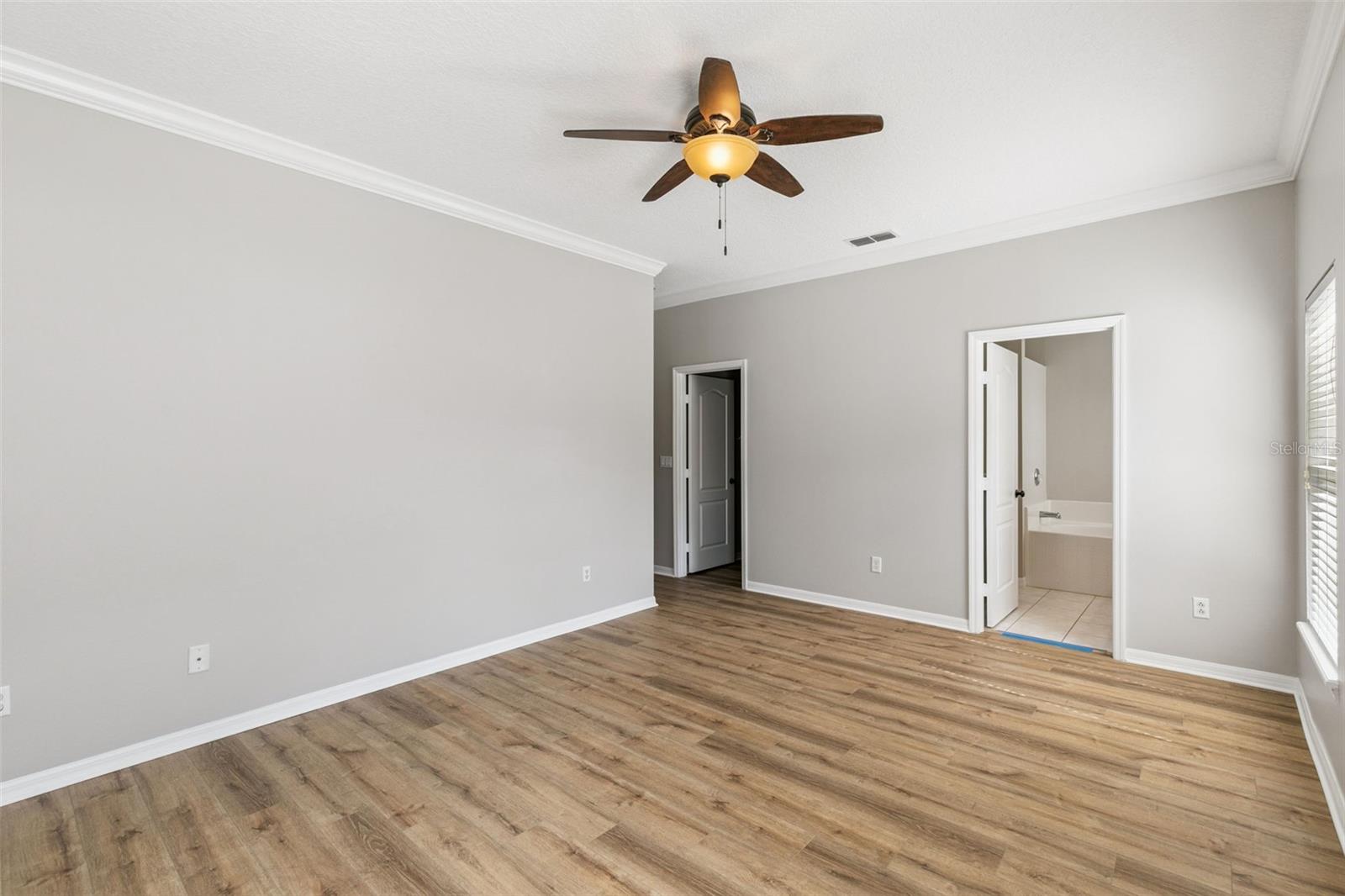 Image 19 of 29 For 10513 Leader Lane