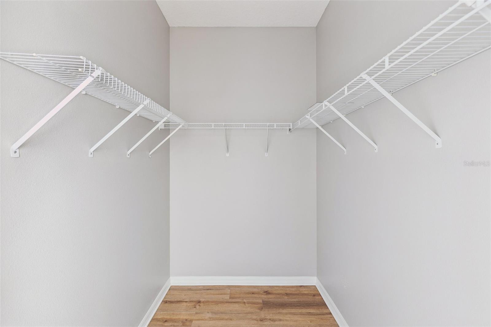 Image 24 of 29 For 10513 Leader Lane