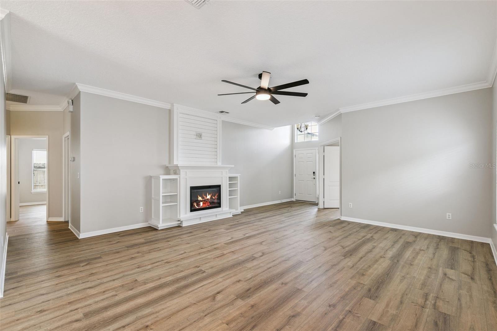 Image 6 of 29 For 10513 Leader Lane