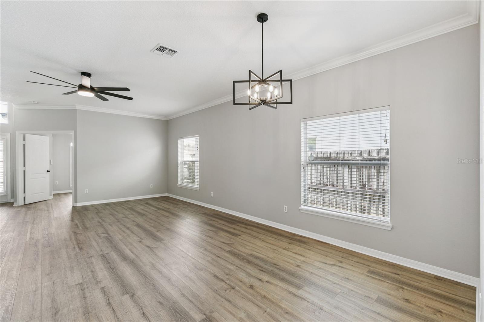 Image 9 of 29 For 10513 Leader Lane